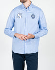 Camicia oxford con ricamo alloro e numero 5
