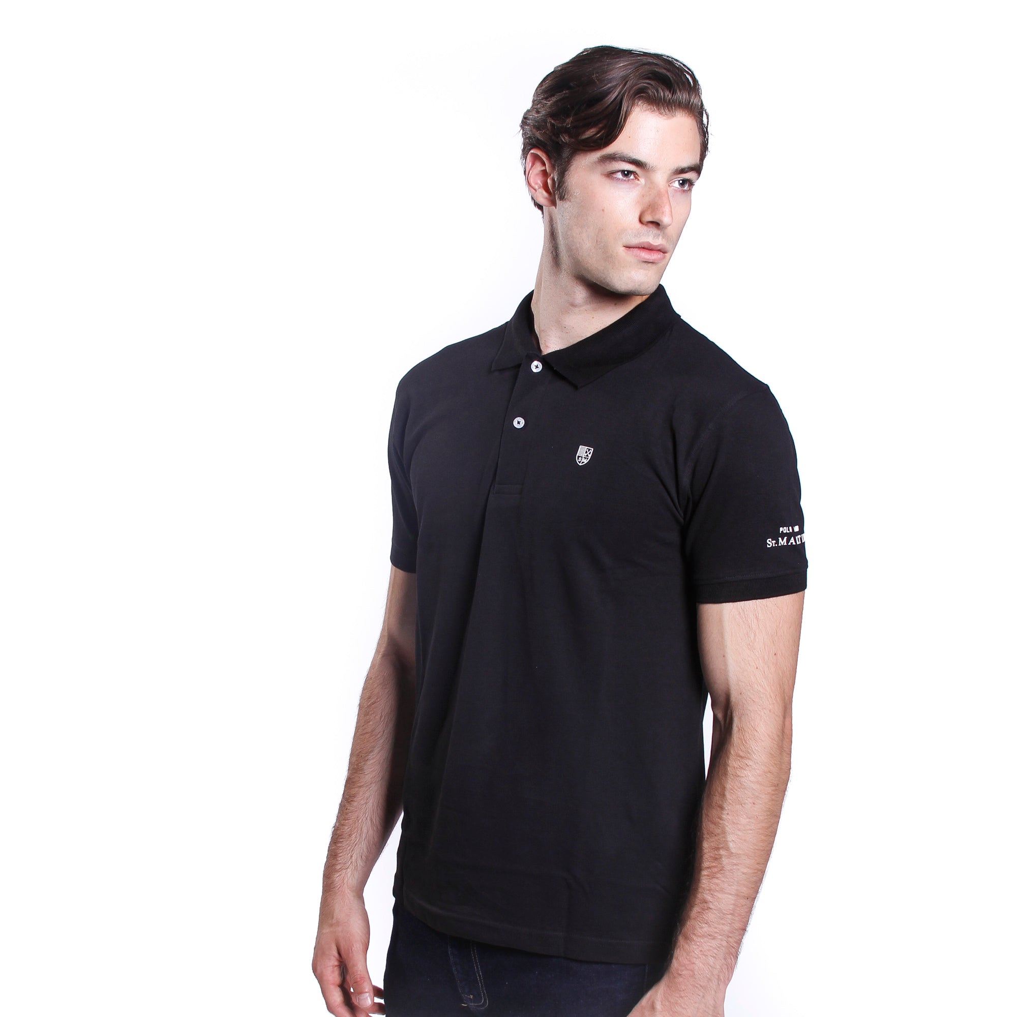 Piqué polo shirt with embroidery on the sleeve