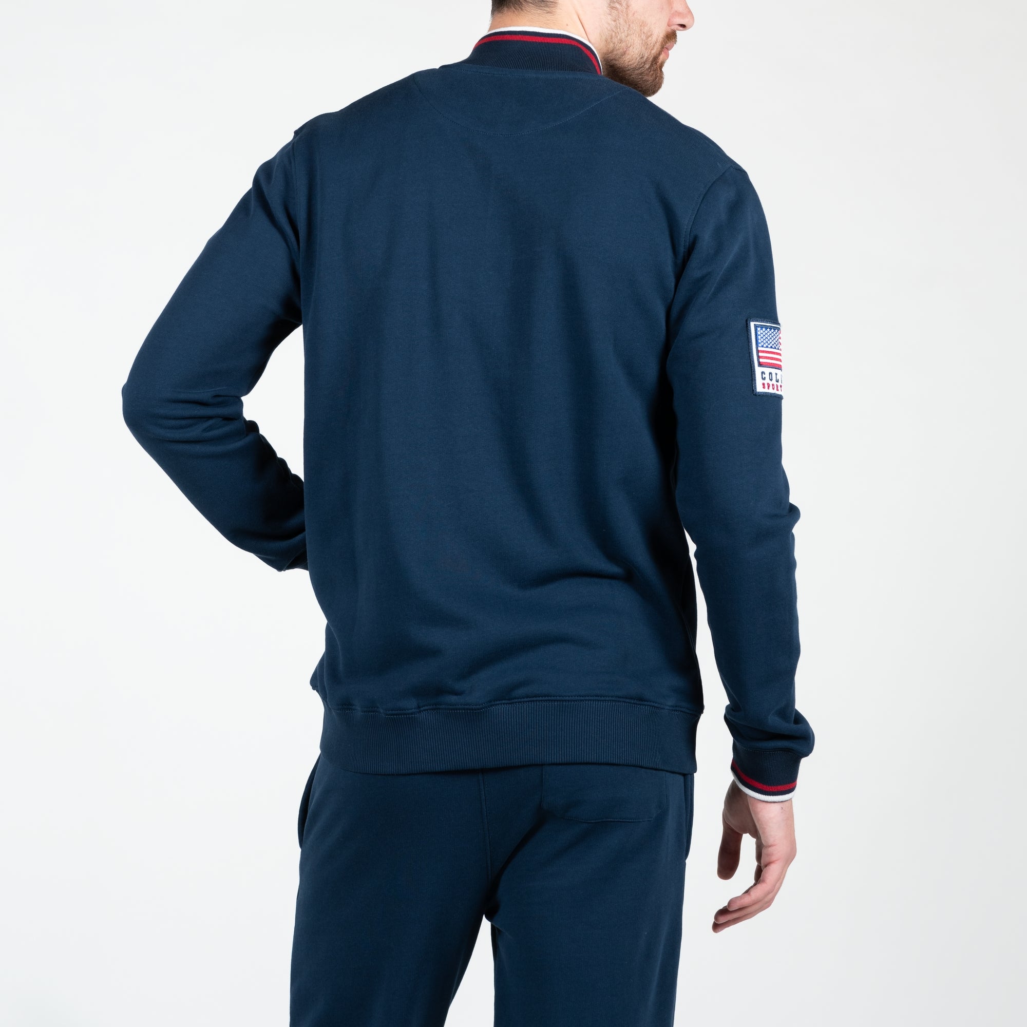 Felpa con zip e patch a contrasto