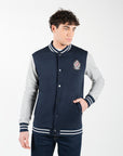 Felpa varsity con patch ricamata sul lato cuore 