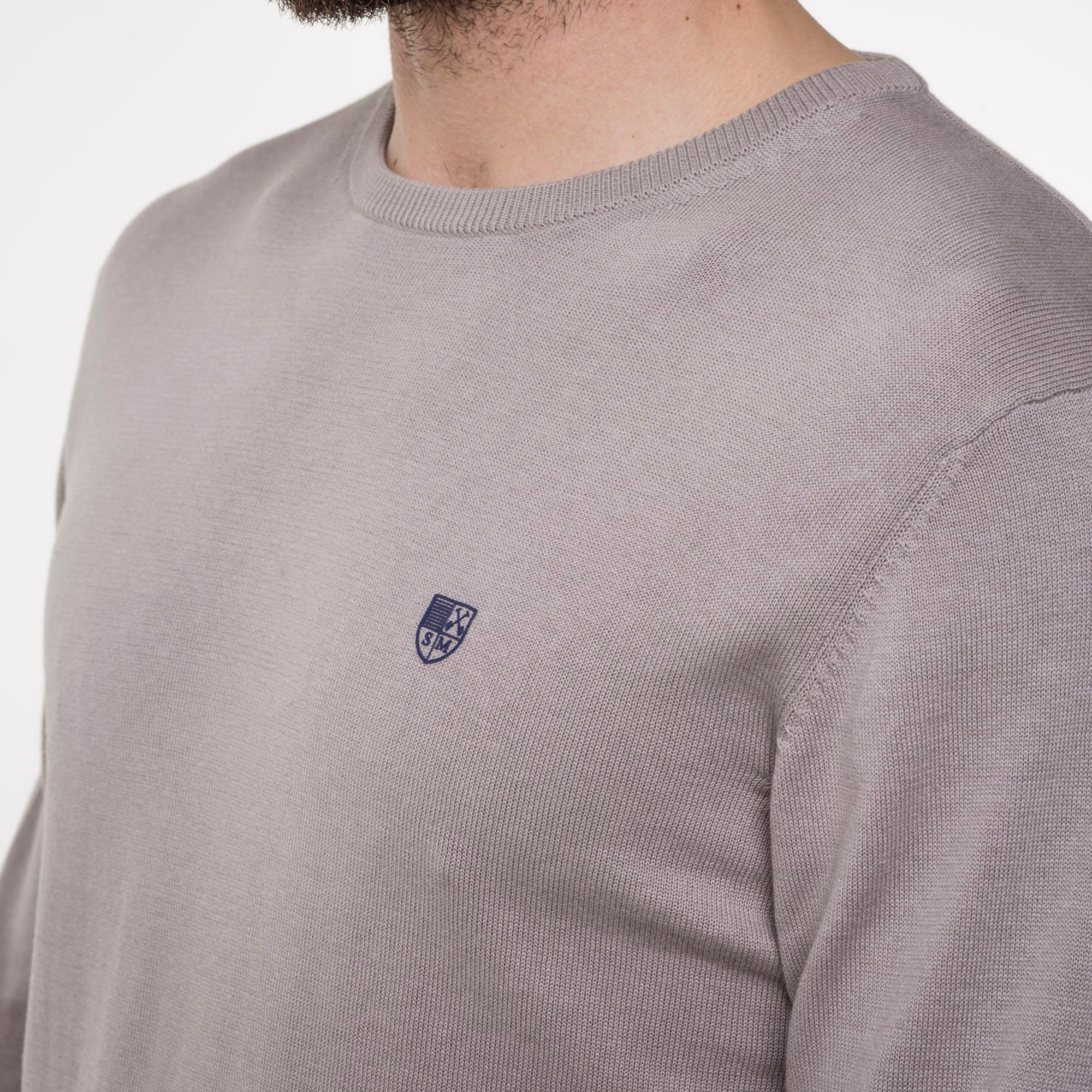 12 gauge crew neck with logo print on the heart side